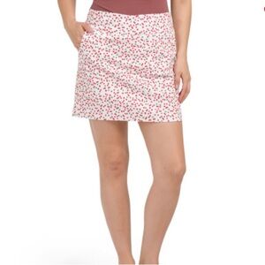 Zac & Rachel Red and White 🍒 print Mini Skort NWOT 10